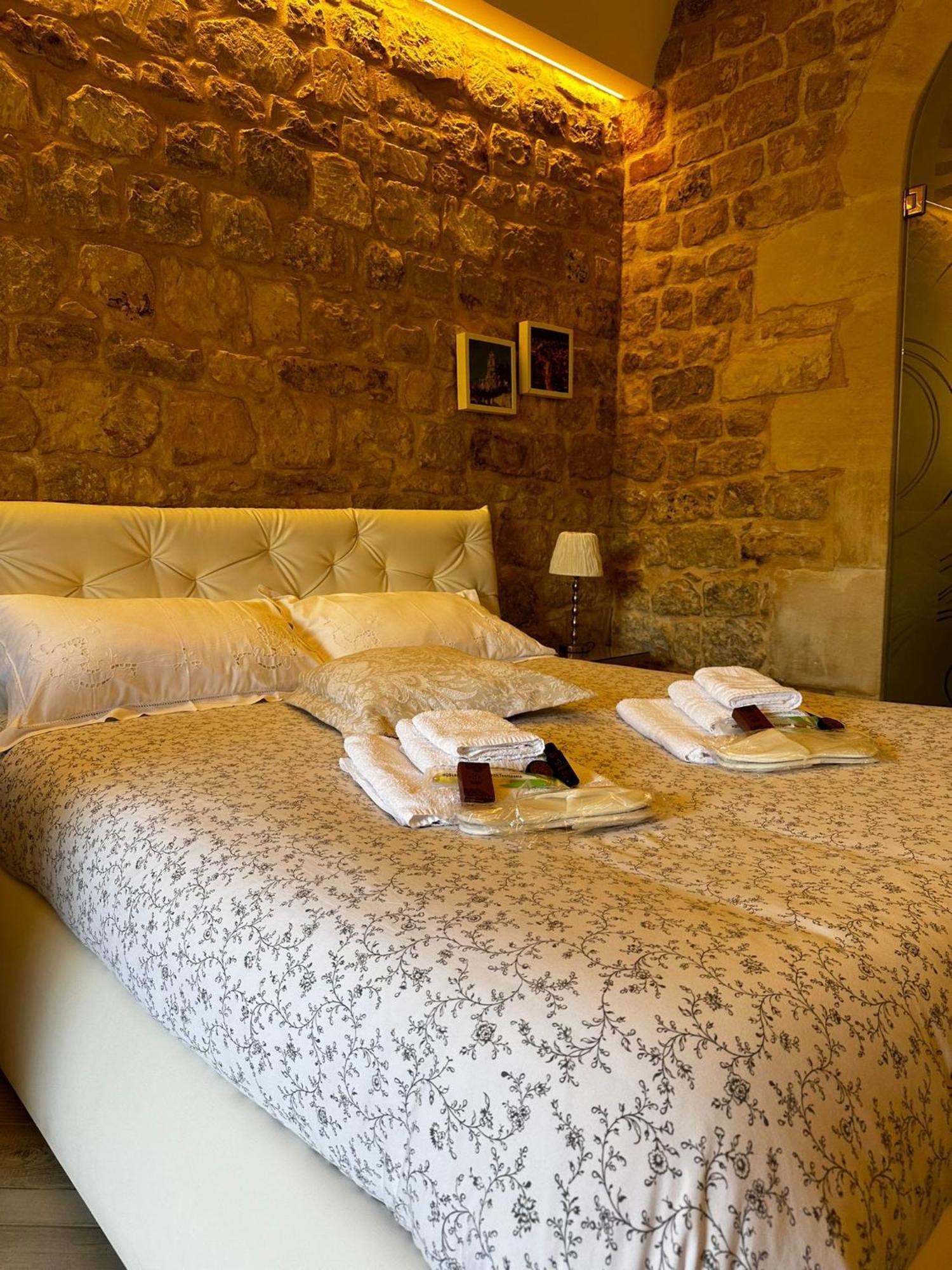 Casa Vacanze Modica Charme ภายนอก รูปภาพ